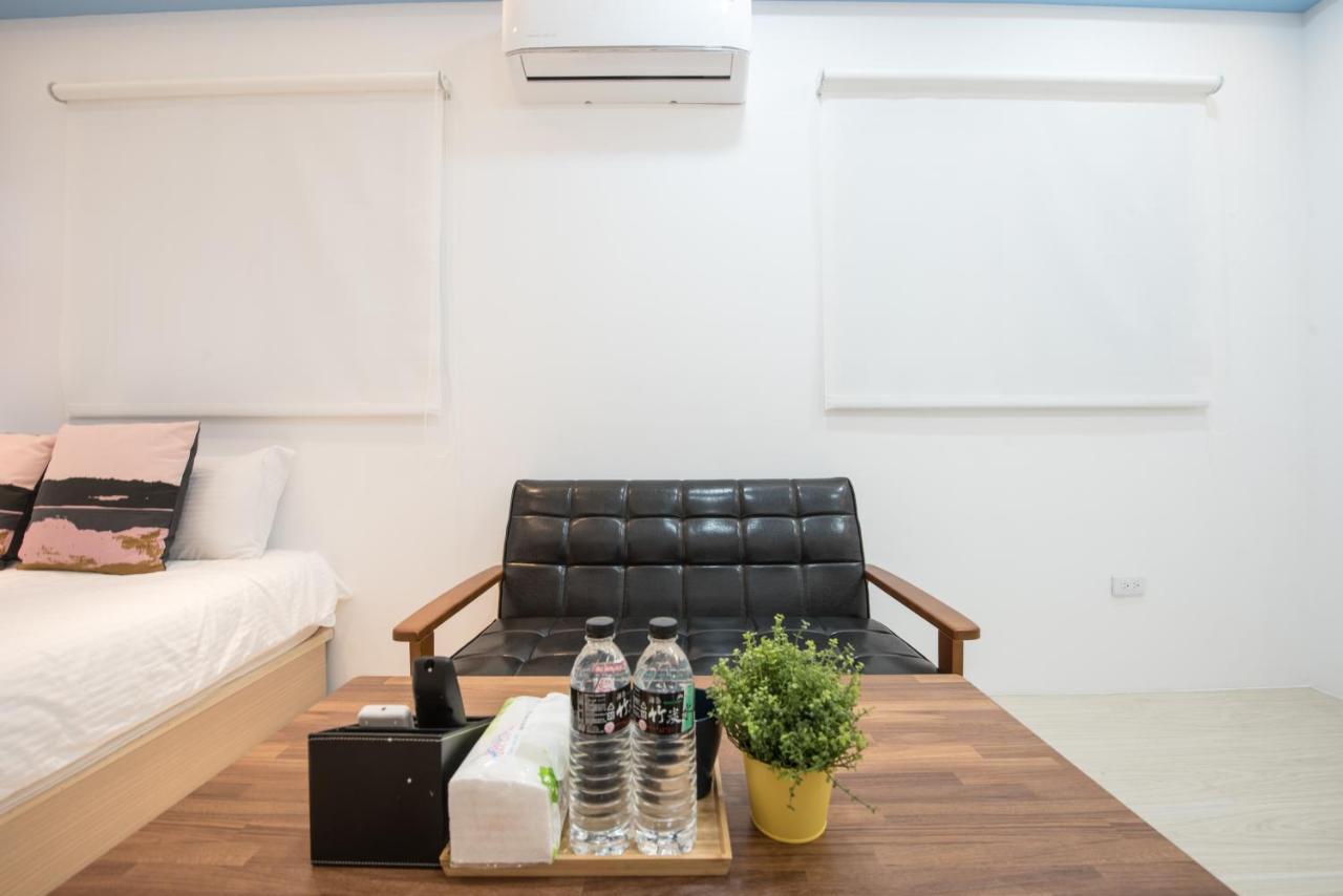 Bird Series B&B&Hostel複合式民宿#本國旅客須先匯款 Tainan Luaran gambar